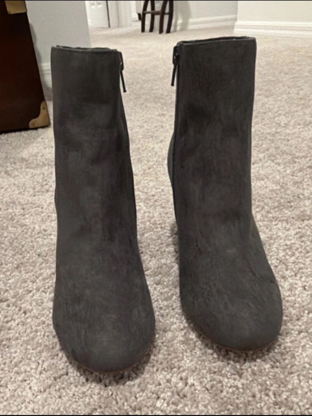 Steve Madden Gray Suede Ankle Booties with Side Zip